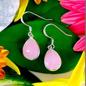 NWT! Rose Quartz & Sterling Silver Teardrop Earrings.